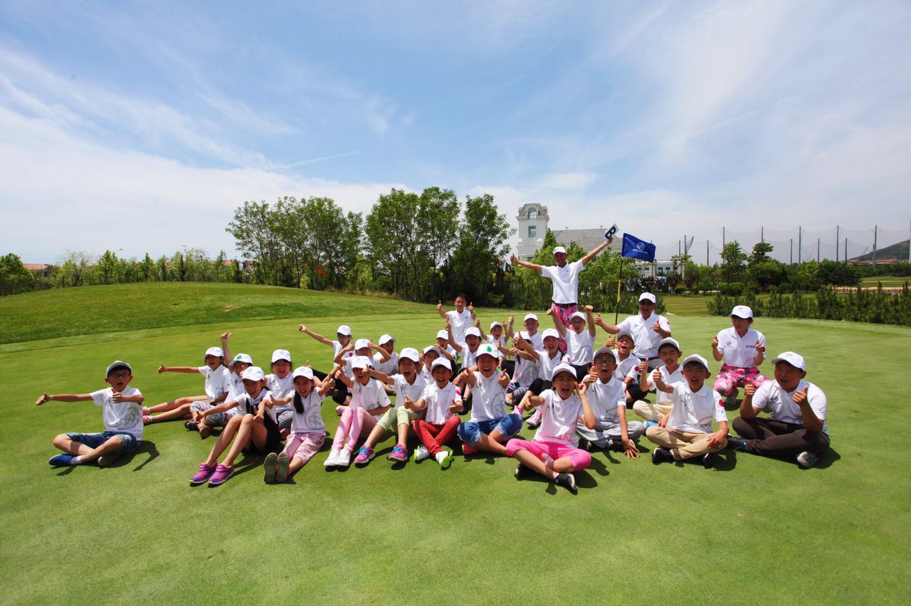 青海省2026年“省长杯”校园足球联赛开幕(图1)