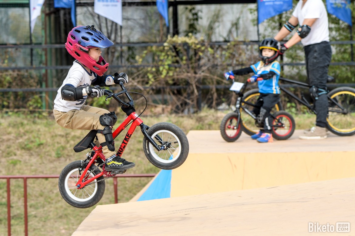 北京冰球何以称霸全国？四原因铸就城市冰雪名片(图1)
