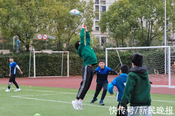 始祖鸟母公司一季度大