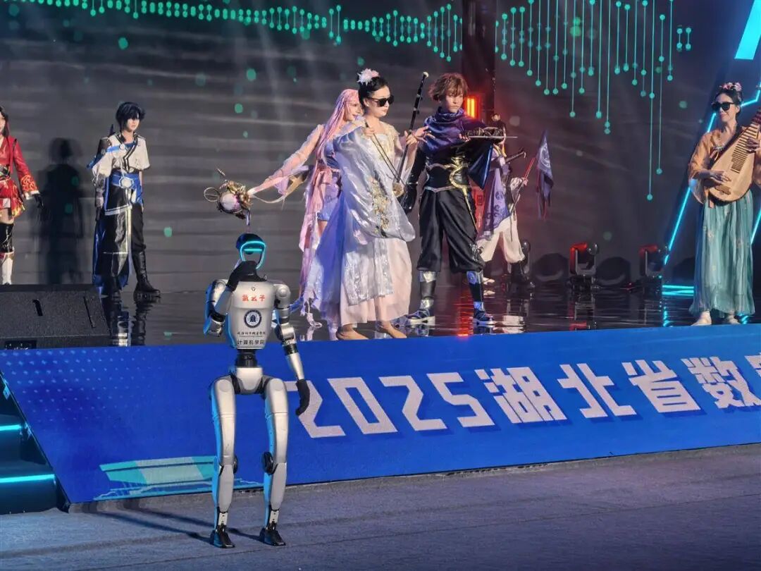 世界杯经济谁是赢家?多款西班牙球衣售罄阿迪达斯预计相关销售超17亿美元(图1)